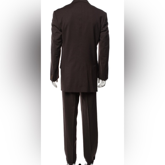 Men’s Suit - Picture 2 of 5